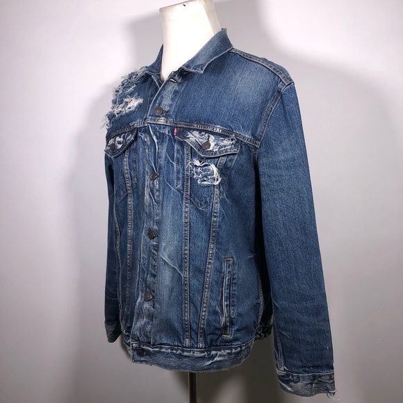 LEVI’S Distressed Trucker Denim Jean Jacket - Picture 7 of 14